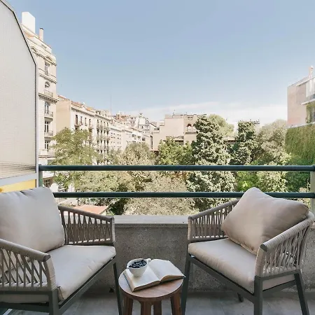 Spacest - Carrer De Muntaner A *